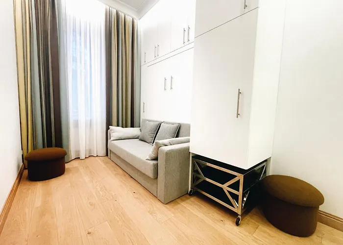 Elizabetes Appartments *