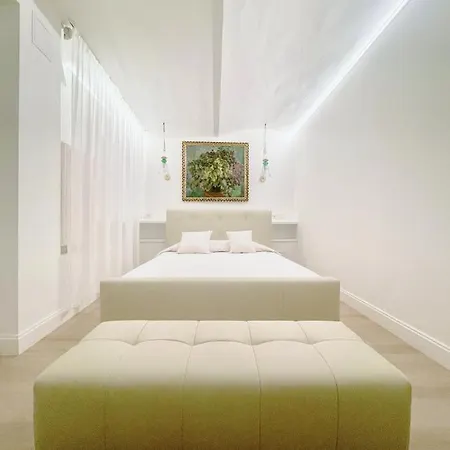Elizabetes Appartments 아파트 리가